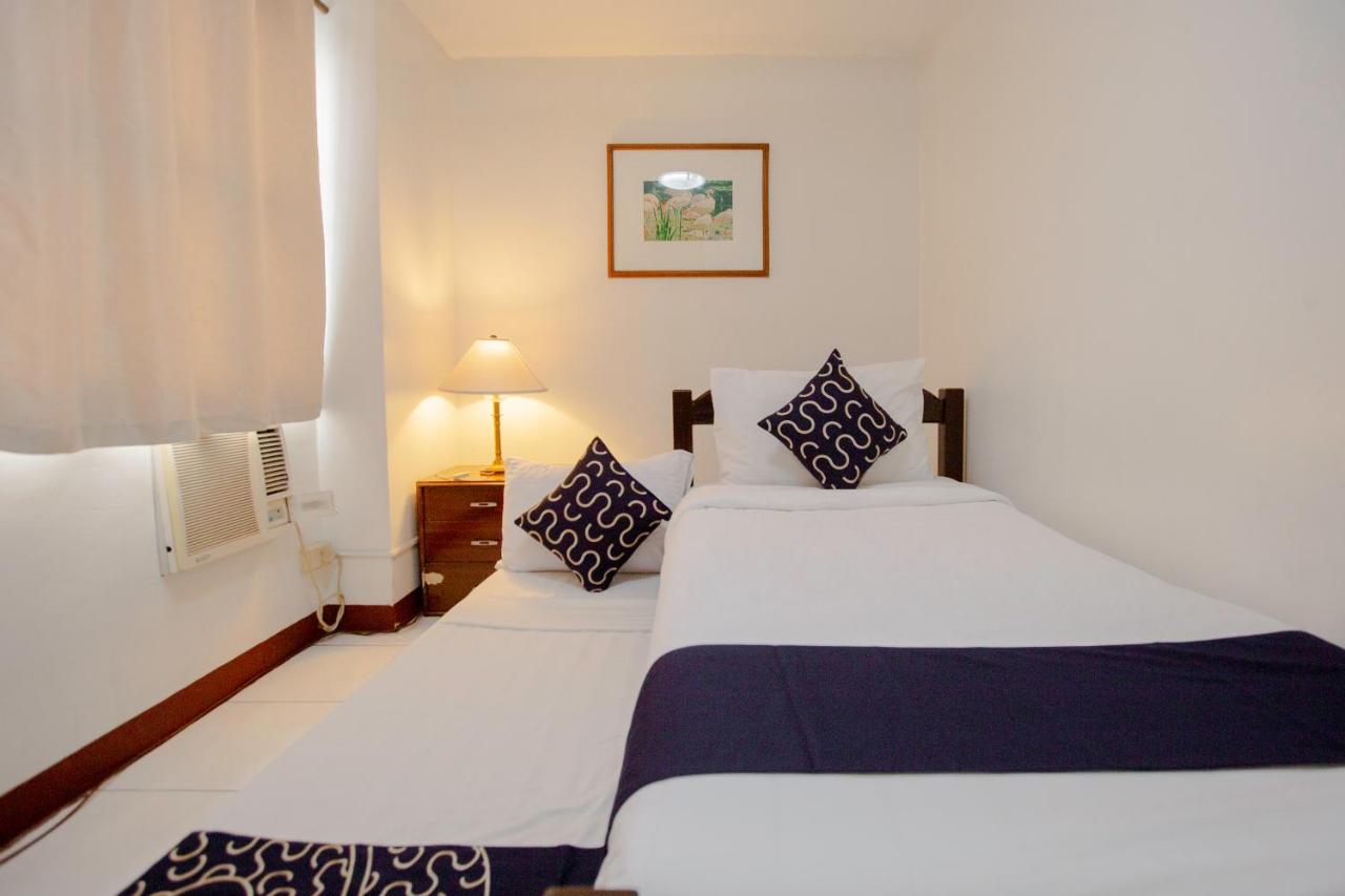 קואזון סיטי Newgrange Condotel מראה חיצוני תמונה